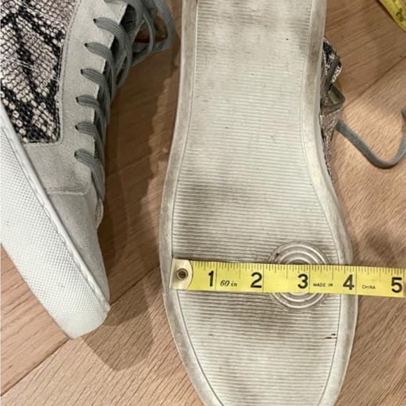 P448 high tops Size 44 in Star Silver Python. EUC. - Picture 6 of 6